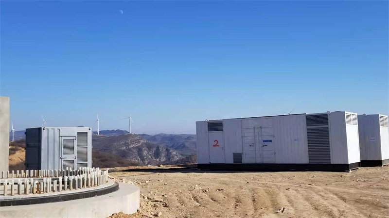 西固带燃油预热系统的柴油发电机组在冬季启动前需要做哪些准备工作？